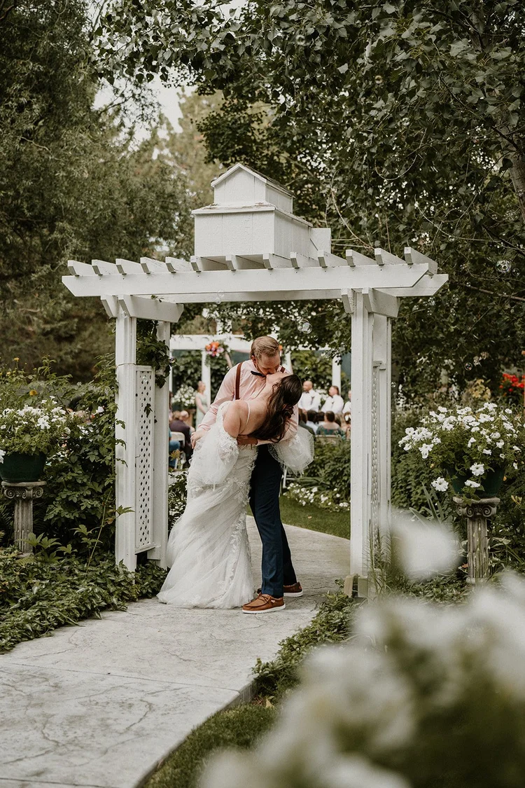 Full day wedding photography in Montana