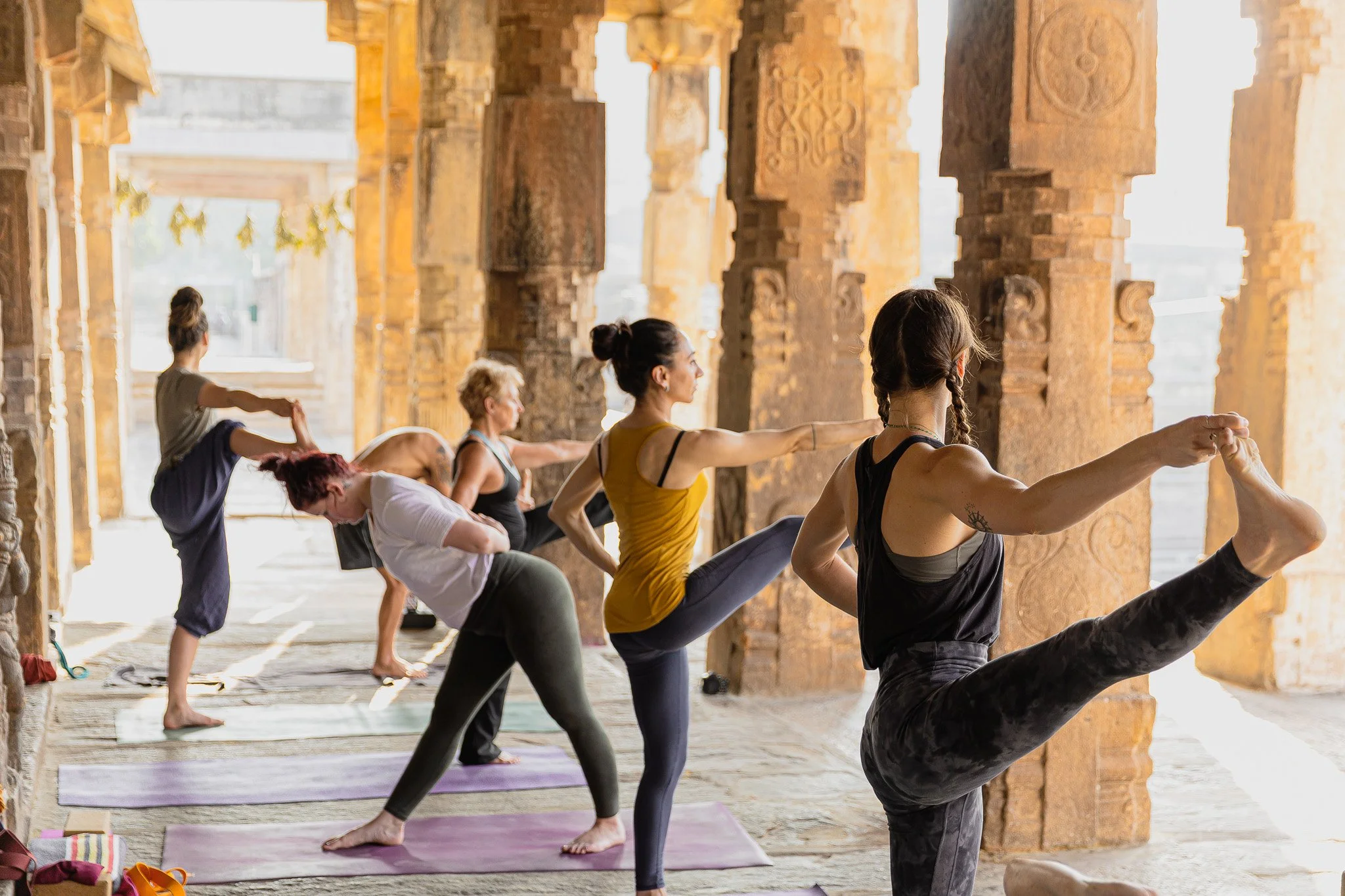 200hr Traditional Ashtanga Immersion, Melkote temple practice