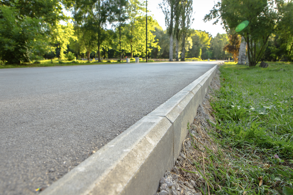 Concrete curb and gutter