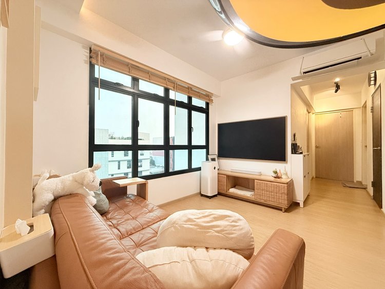 3-room HDB sold at Blk 63 Sims Place, Geylang, Singapore