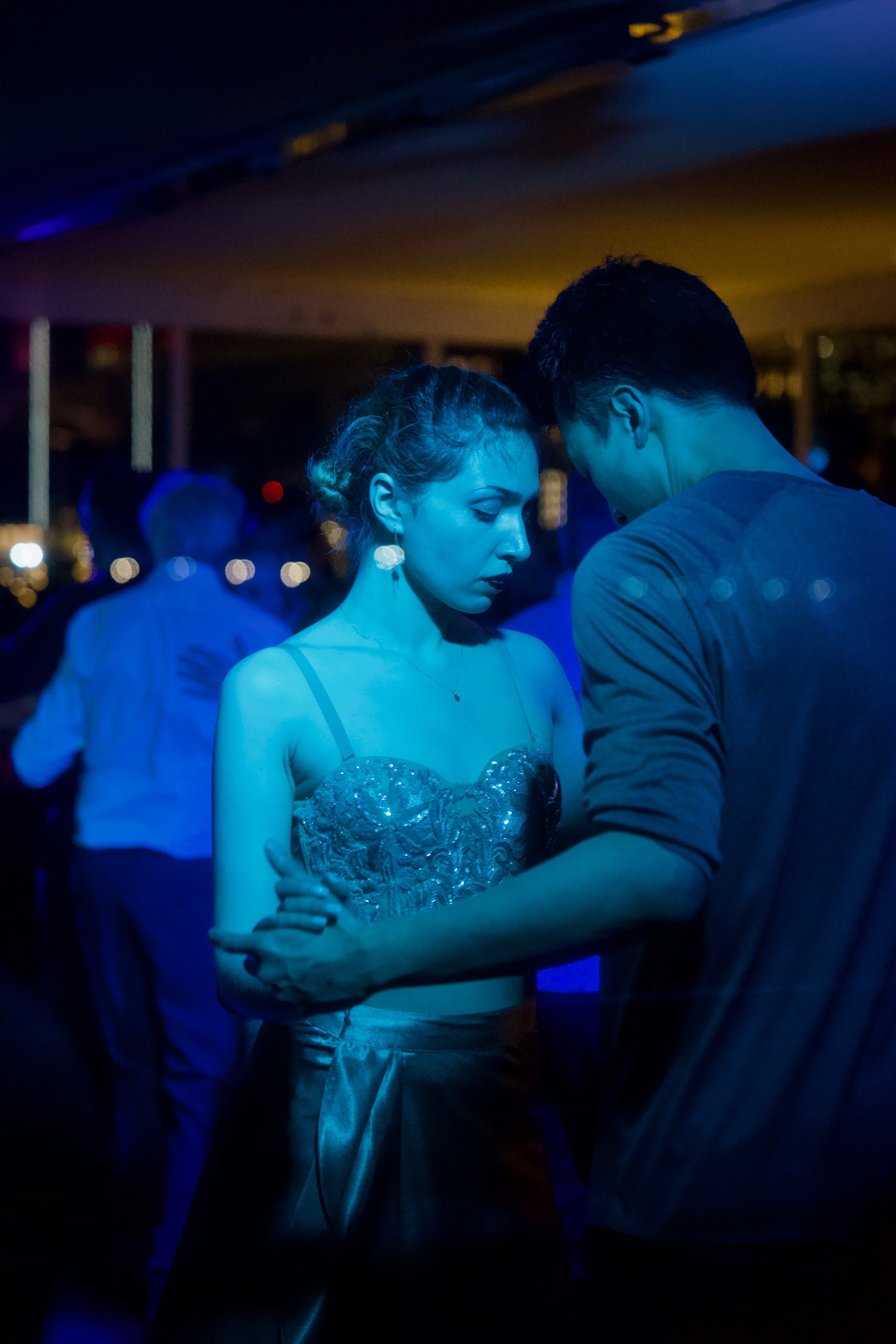 Abrázame tango by the Thames