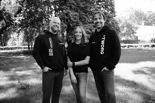The hTWORG team