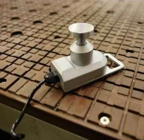 Automatic tool length touch-off device