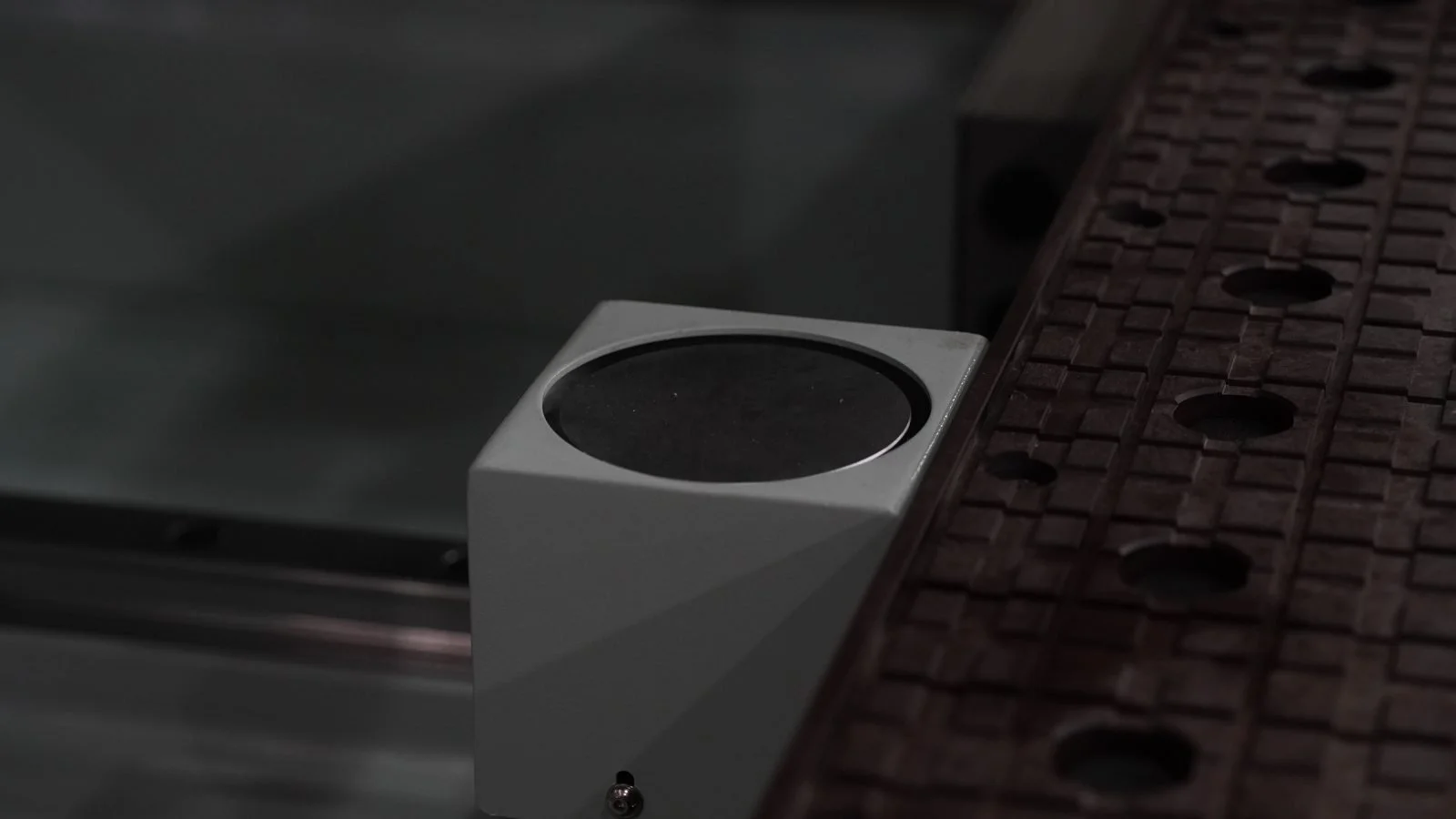 EXXACT PRO DUO pneumatic pop-up locating pin