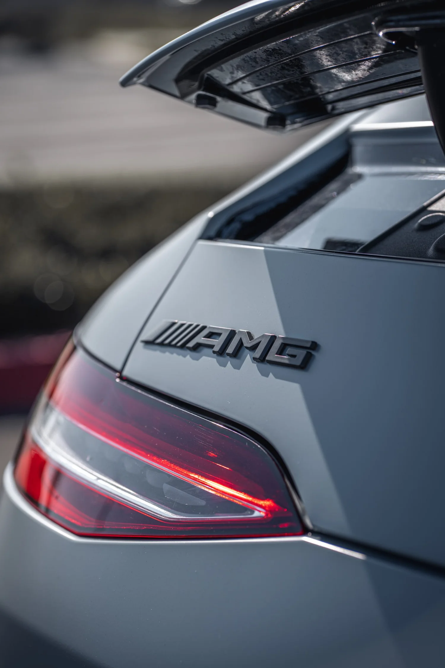 Mercedes-AMG GT 53 Avery Battleship Grey after Vinyl Wrap, rear-quarter and wheel view