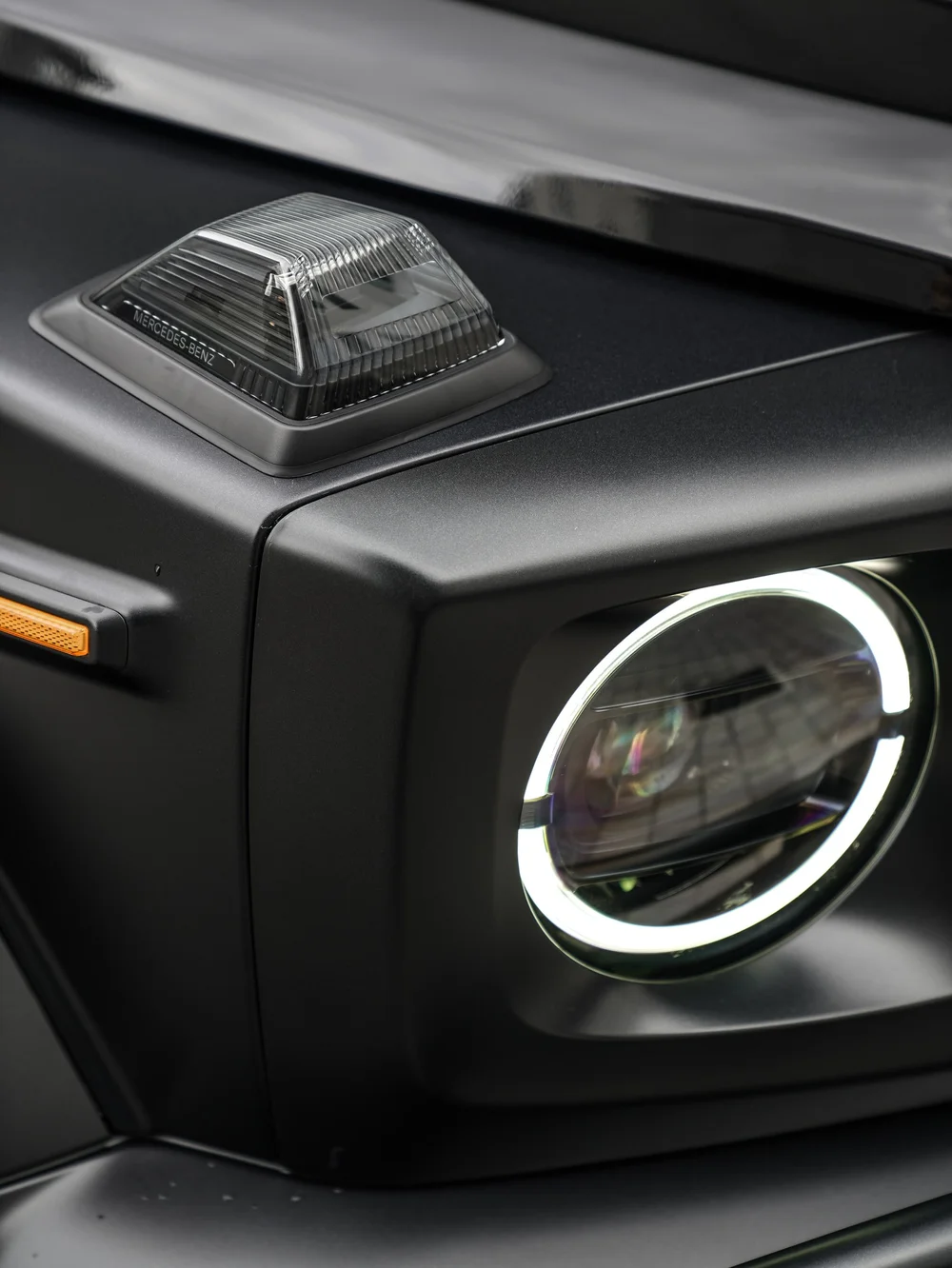 Mercedes-AMG G 63 Two-Tone Black PPF project, headlight, hood and indicator detail