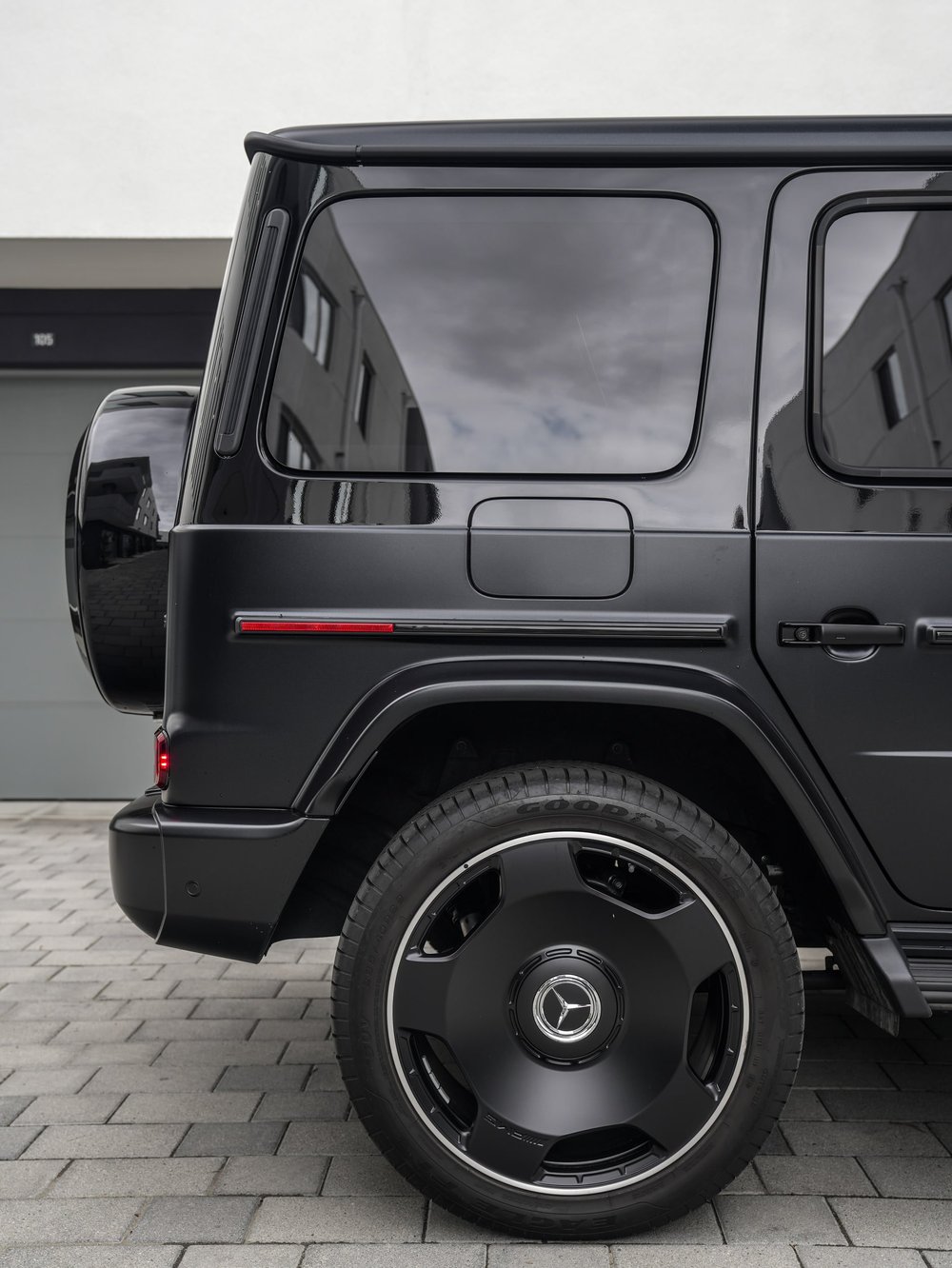 Mercedes-AMG G 63 Two-Tone Black PPF project, rear side body and wheel detail