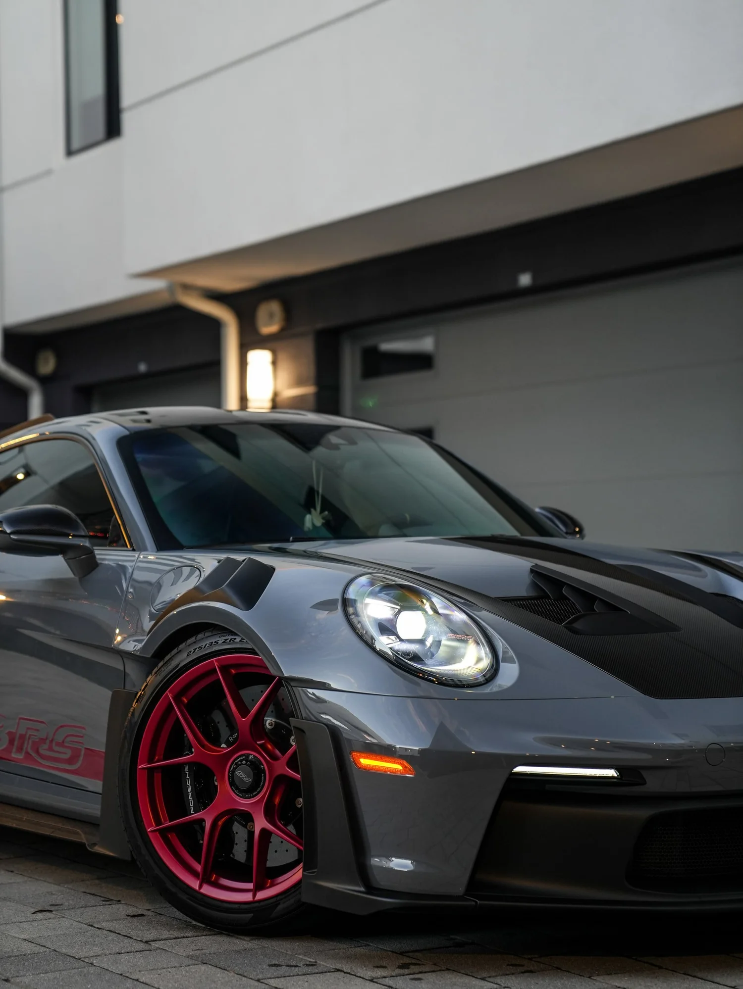 Porsche 911 GT3 RS after Detailing, front wheel and body view