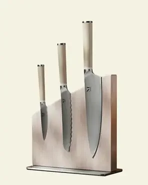 The Knives And Stand