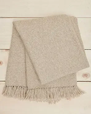 Alpalca Throw Blanket