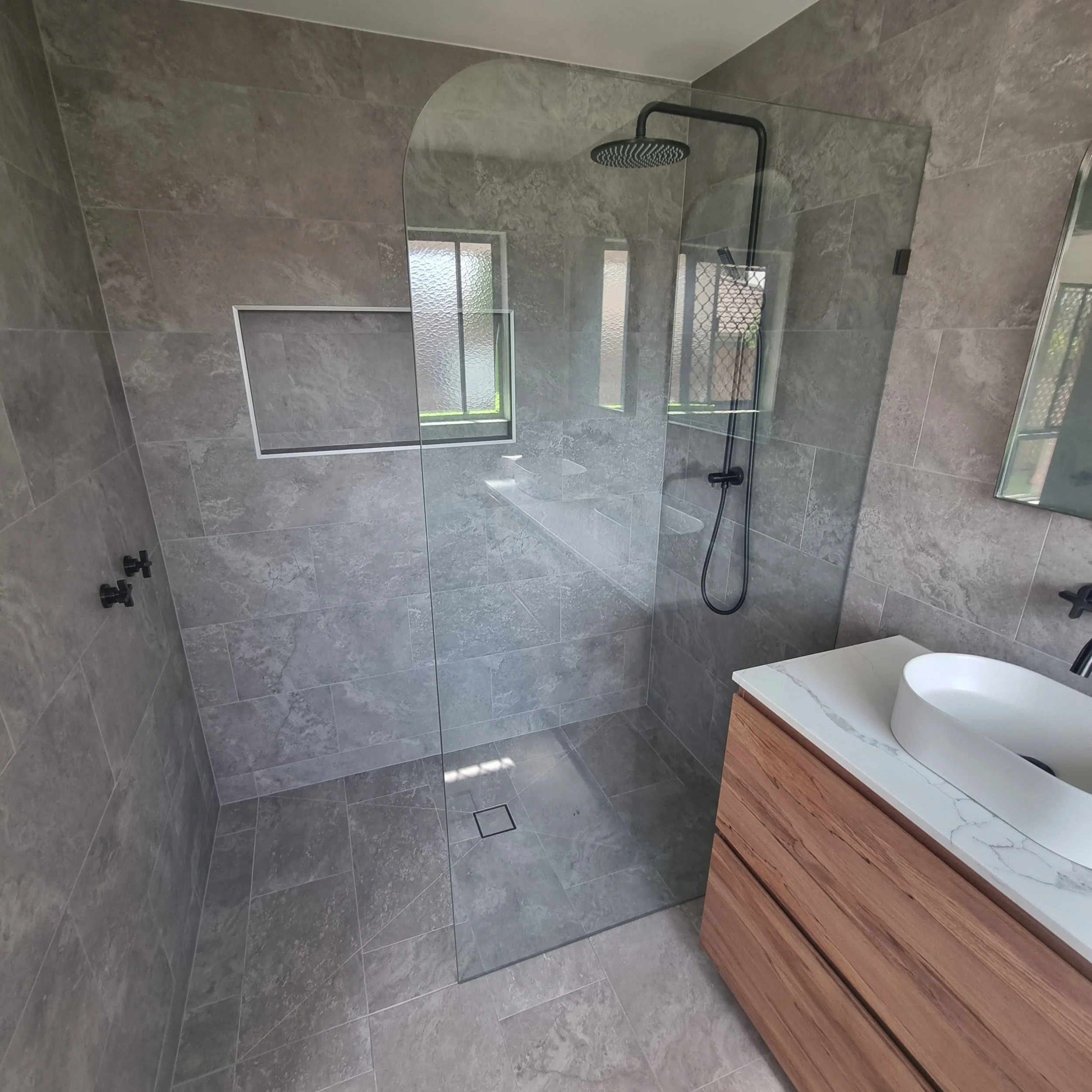 Standard Clear shower screen glass Sunshine Coast