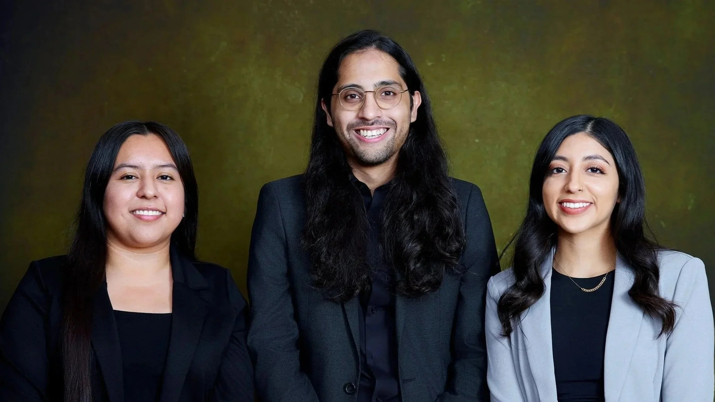 2023/2024 scholarship recipients: Viviana Zurita, Daniel Peraza Garzon, and Tania Mendoza