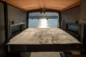 Van photo