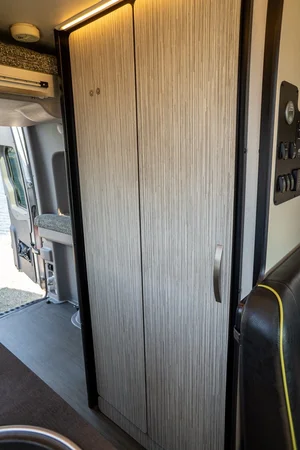 Van photo