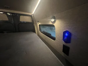 Van photo