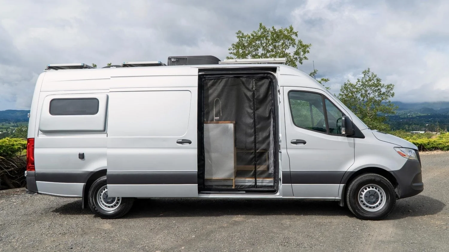 Van photo