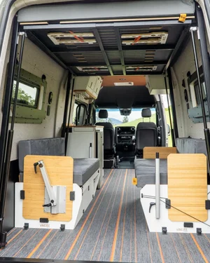 Van photo