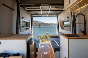 Van photo