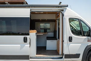 Van photo