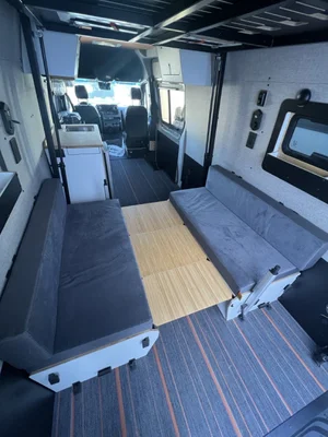 Van photo