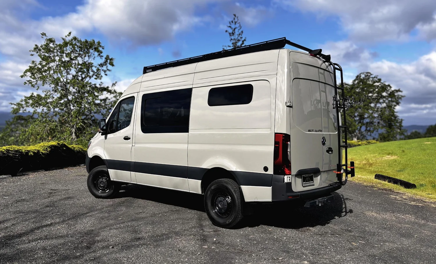 Van photo