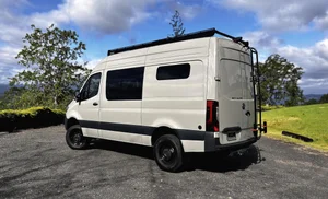 Van photo