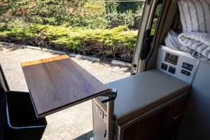Van photo