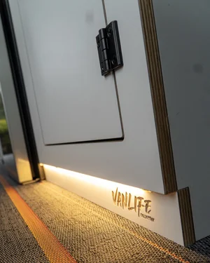 Van photo