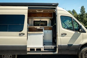 Van photo