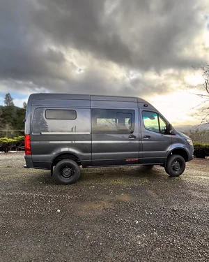 Van photo