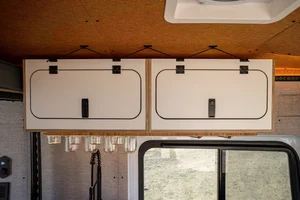 Van photo