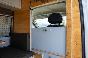 Van photo