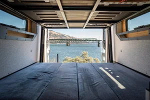 Van photo