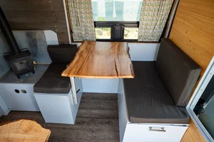Van photo