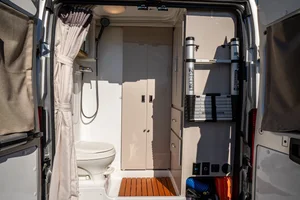 Van photo