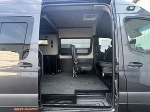 Van photo