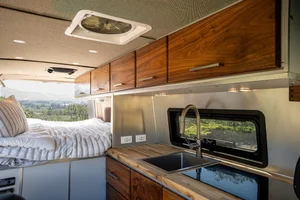 Van photo
