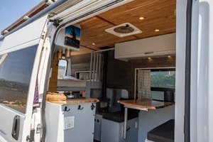Van photo
