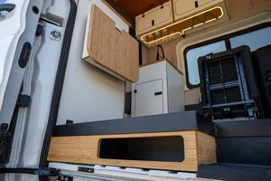Van photo