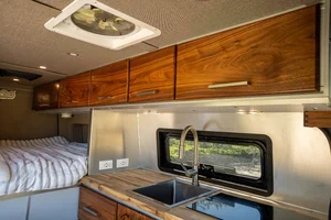 Van photo