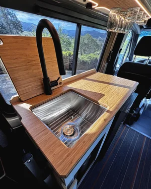 Van photo