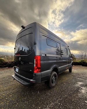 Van photo