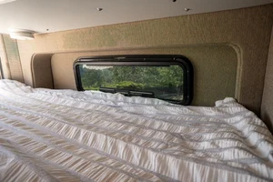Van photo