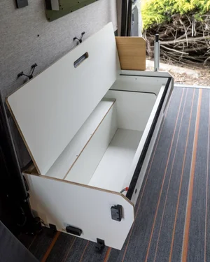 Van photo