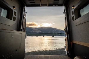 Van photo