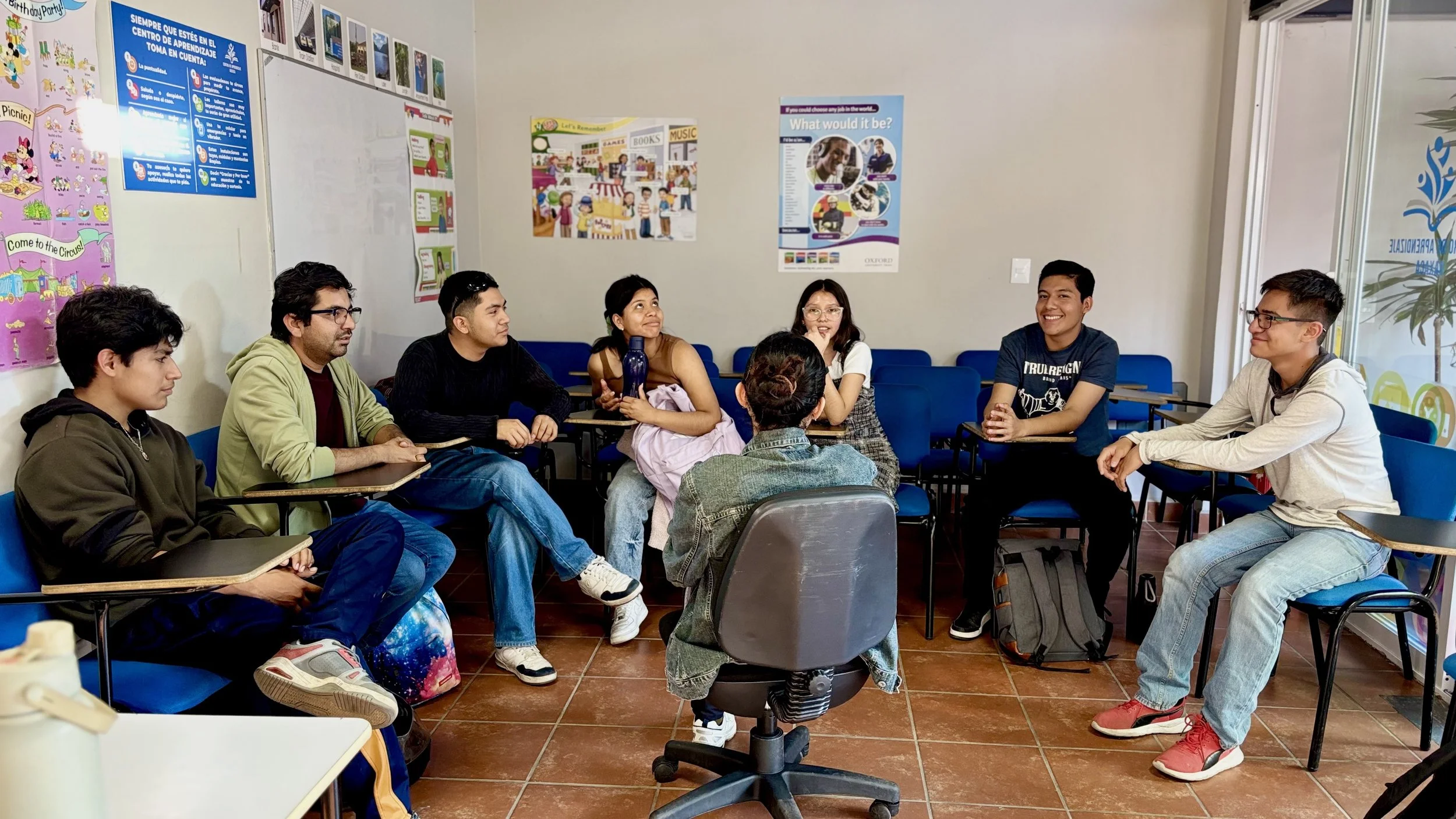 Students working at the Oaxaca Learning Center