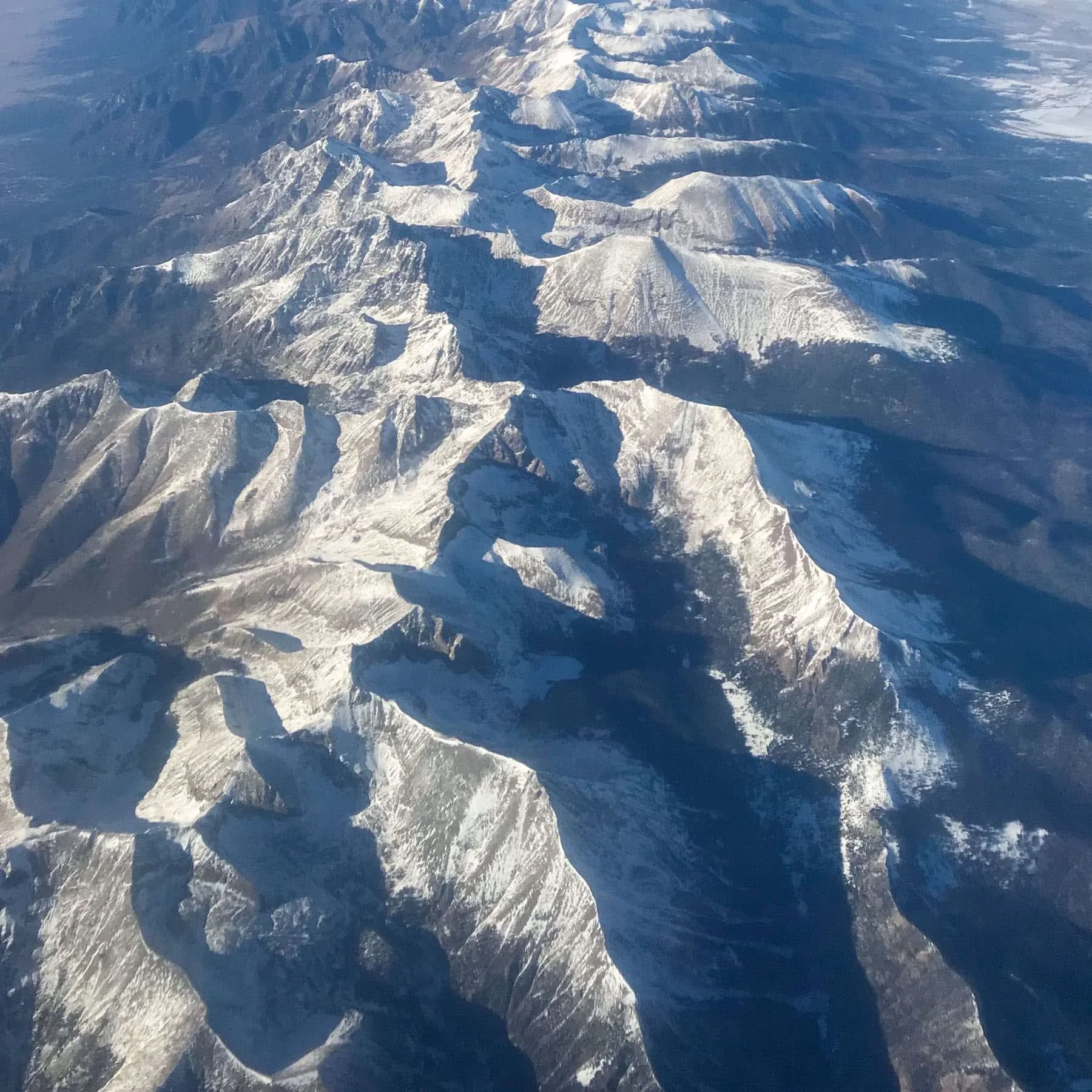 Mountain landscape seen from an elevated perspective