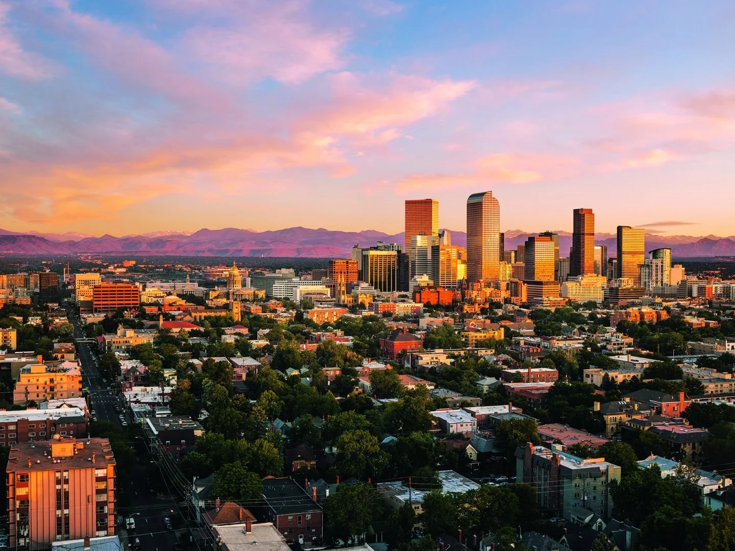 Denver skyline and surrounding mountains