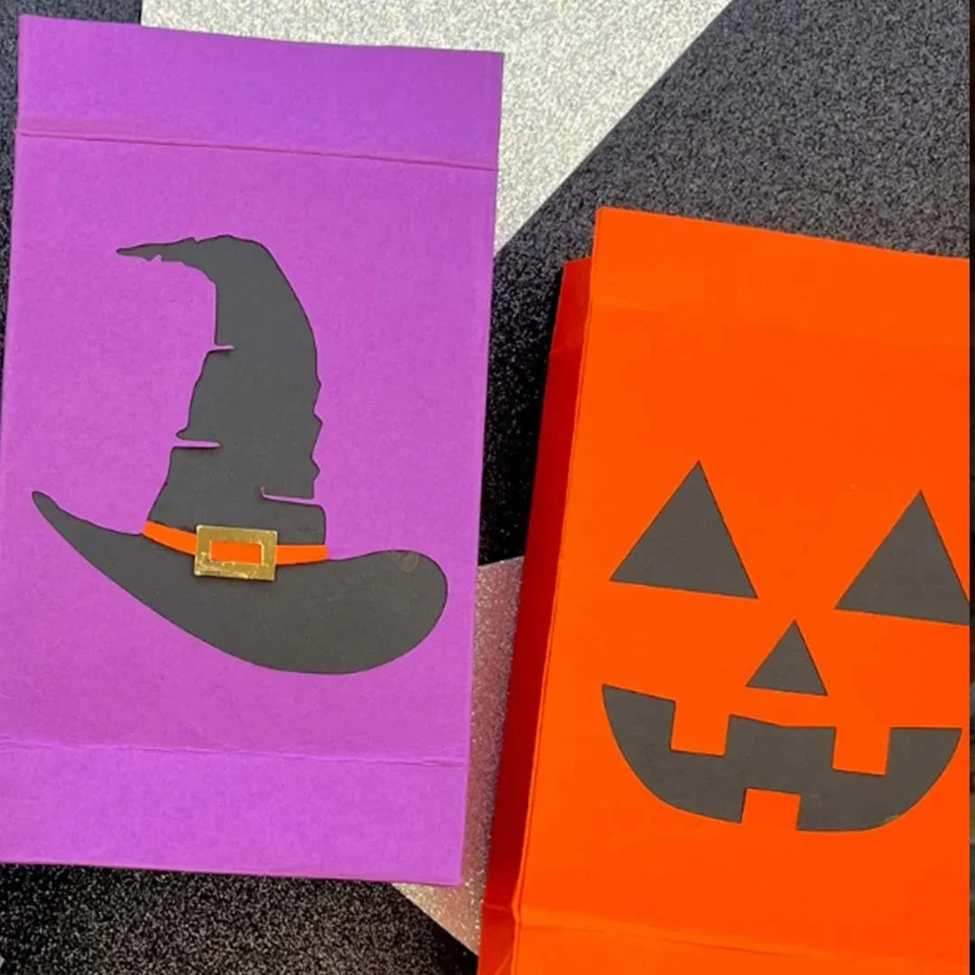 Witchy trick-or-treat bag craft