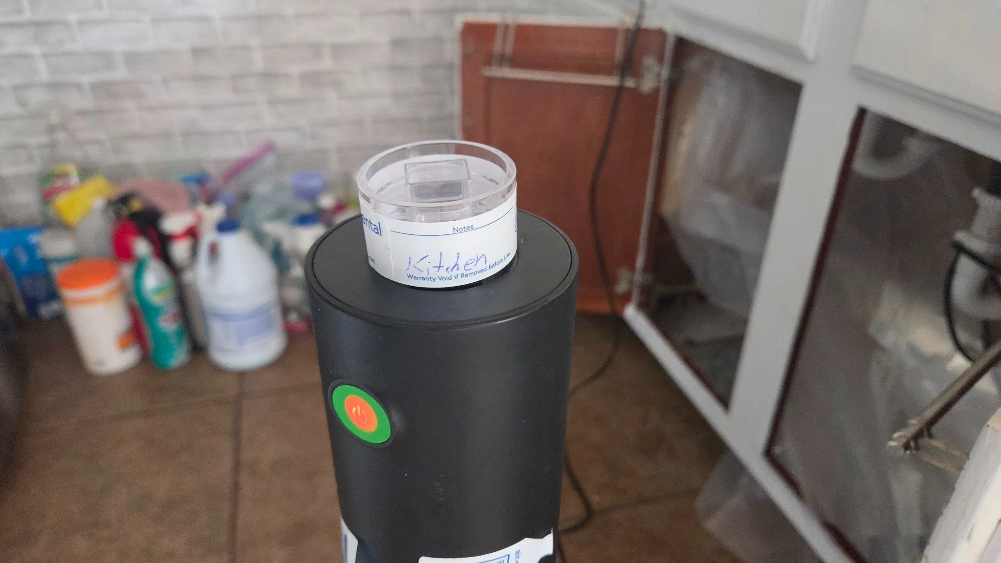 Kitchen air sampling equipment in a Pembroke Pines home